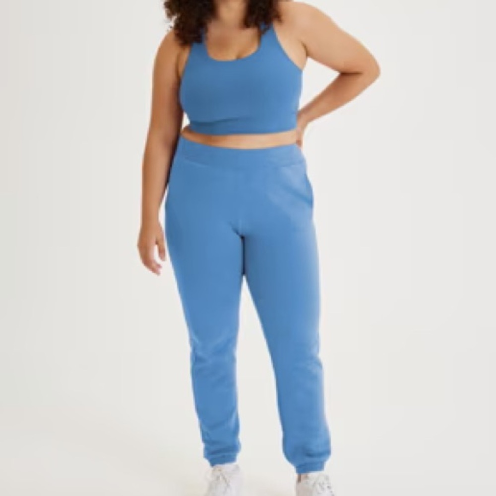 SET: Girlfriend Collective 50/50 Cropped Sweatshirt & Jogger in Bluejay - size L